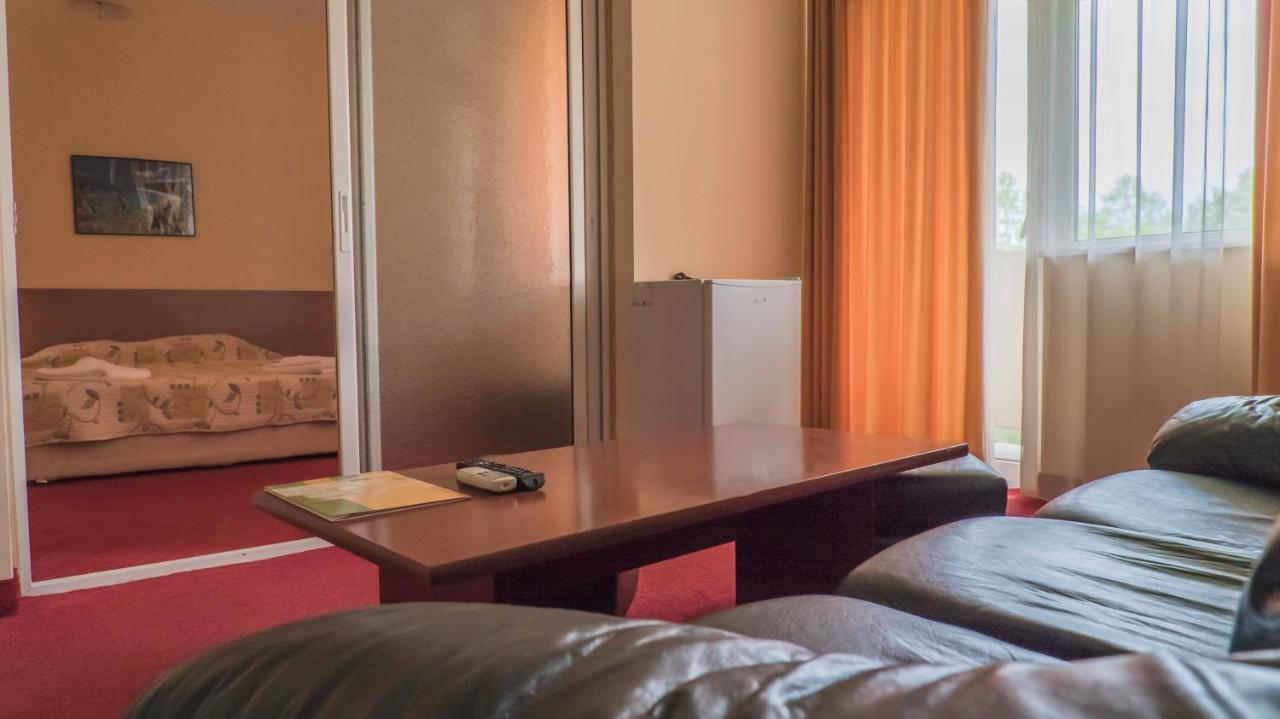 Park Hotel Persey Βάρνα Εξωτερικό φωτογραφία