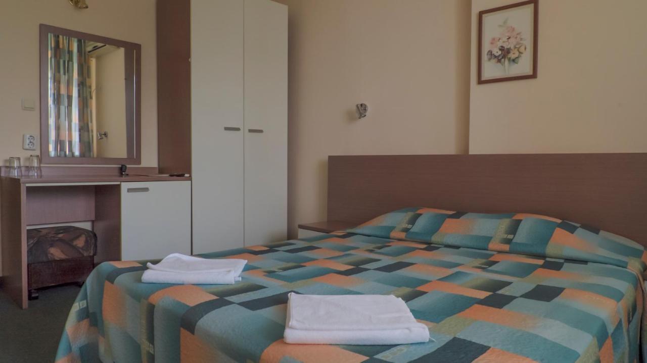 Park Hotel Persey Βάρνα Εξωτερικό φωτογραφία