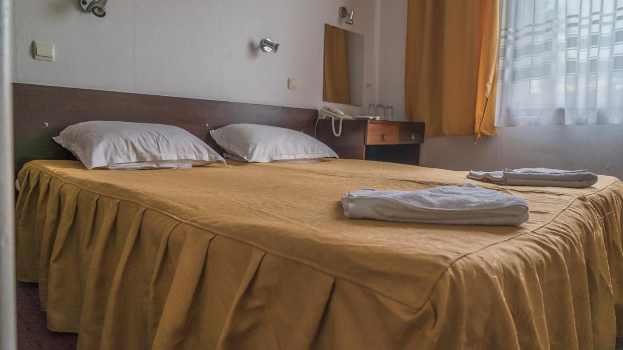 Park Hotel Persey Βάρνα Εξωτερικό φωτογραφία