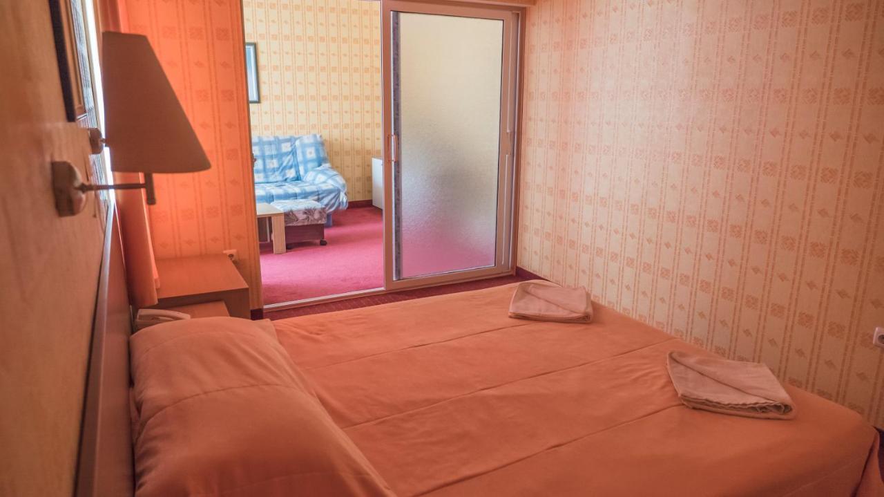 Park Hotel Persey Βάρνα Εξωτερικό φωτογραφία