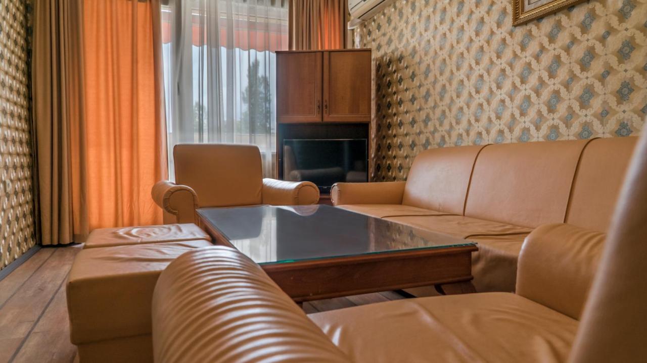 Park Hotel Persey Βάρνα Εξωτερικό φωτογραφία
