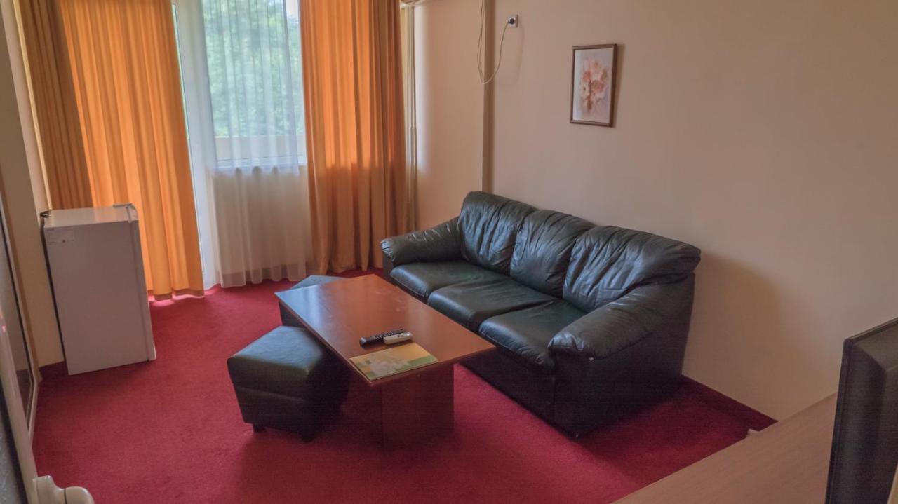 Park Hotel Persey Βάρνα Εξωτερικό φωτογραφία