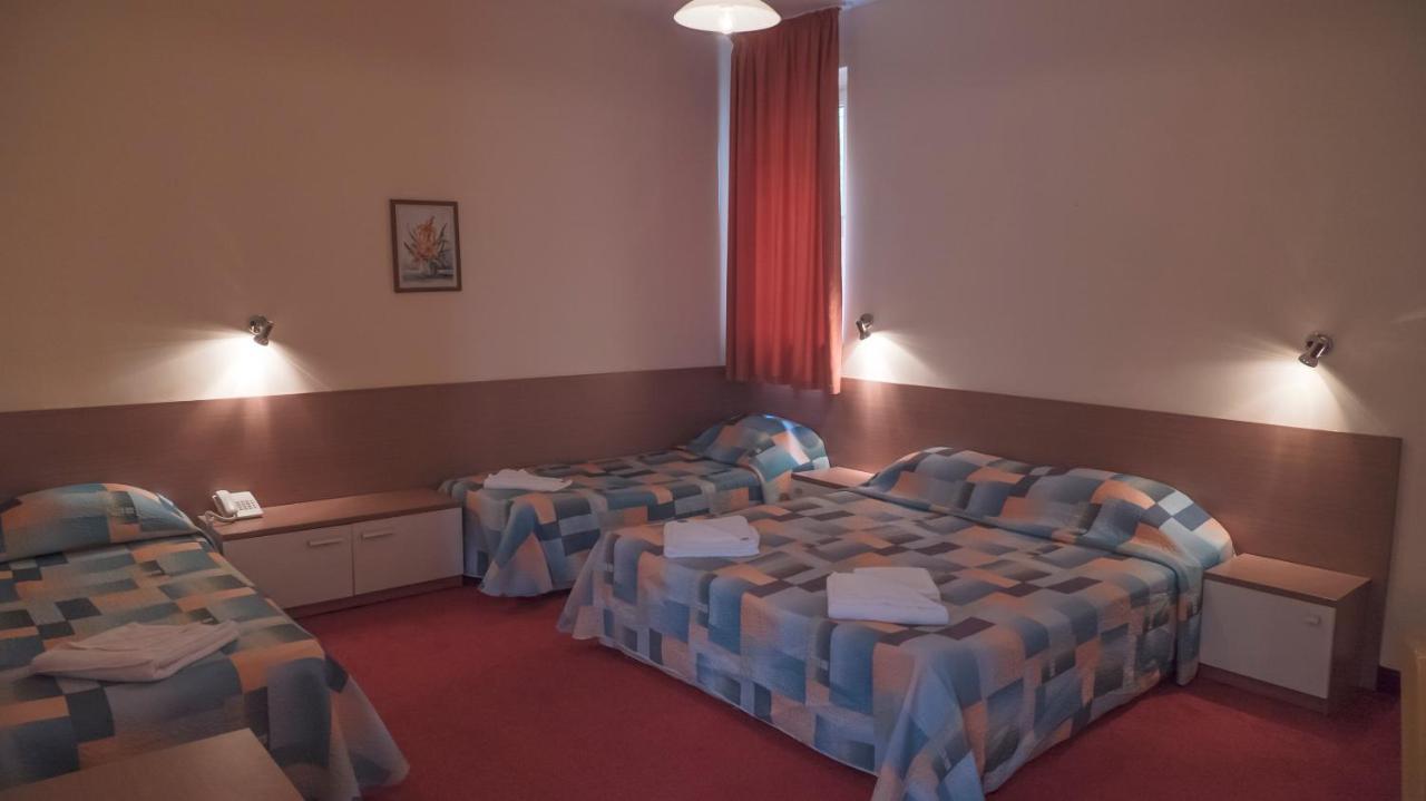 Park Hotel Persey Βάρνα Εξωτερικό φωτογραφία