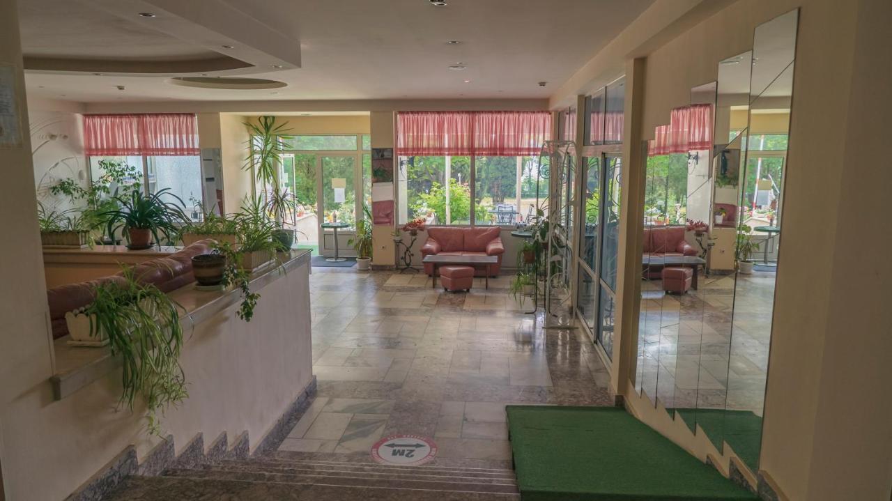 Park Hotel Persey Βάρνα Εξωτερικό φωτογραφία